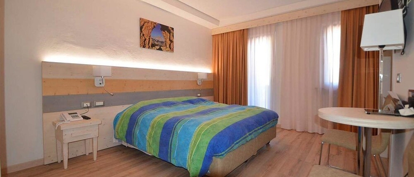 Imagen de la habitación del Hotel Centrale, Auronzo di Cadore. Foto 9
