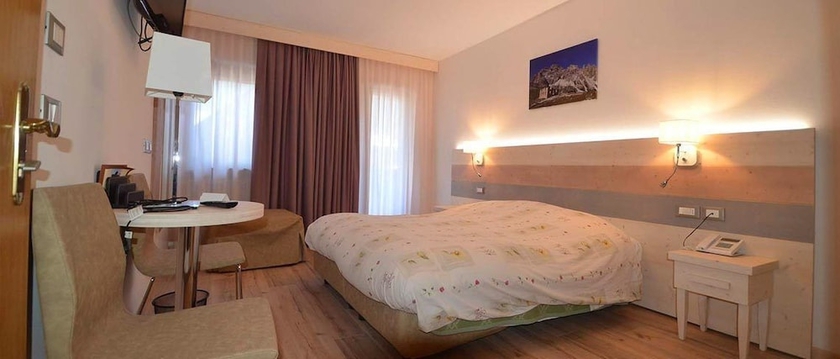 Imagen de la habitación del Hotel Centrale, Auronzo di Cadore. Foto 11