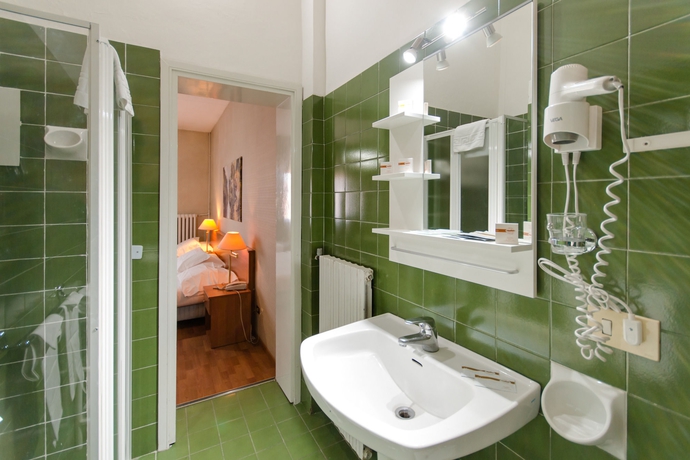 Imagen de la habitación del Hotel Centrale, Bolonia. Foto 3