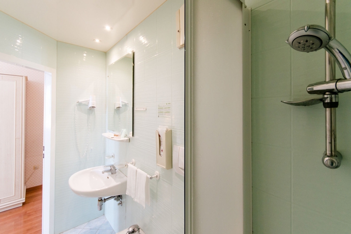 Imagen de la habitación del Hotel Centrale, Bolonia. Foto 4