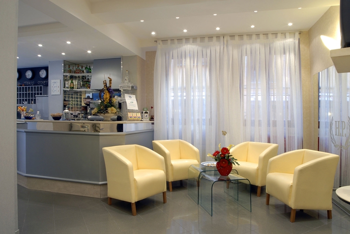 Imagen de los interiores del Hotel Centrale, Bolonia. Foto 14