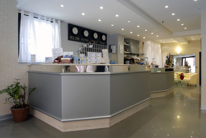 Imagen de los interiores del Hotel Centrale, Bolonia. Foto 15