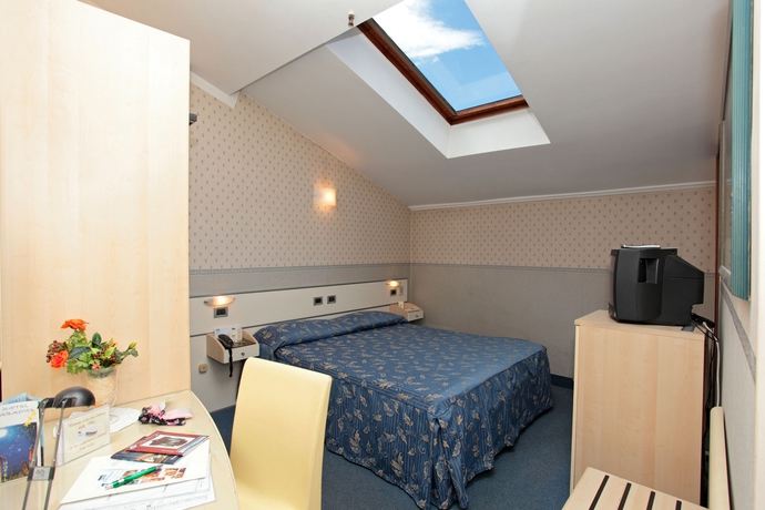 Imagen de la habitación del Hotel Centrale, Bolonia. Foto 7