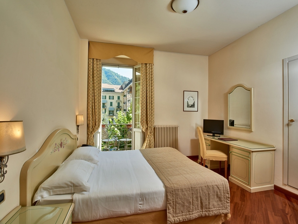 Imagen de la habitación del Hotel Centrale, Cernobbio. Foto 13