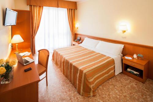 Imagen general del Hotel Centrale Curtis. Foto 4