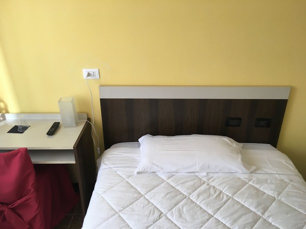 Imagen de la habitación del Hotel Centrale, Este. Foto 4