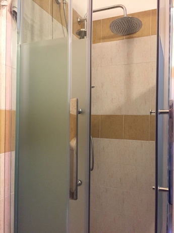 Imagen de la habitación del Hotel Centrale Europa. Foto 7