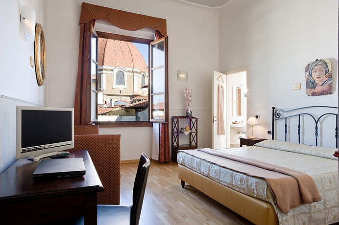 Imagen de la habitación del Hotel Centrale, Florencia. Foto 5
