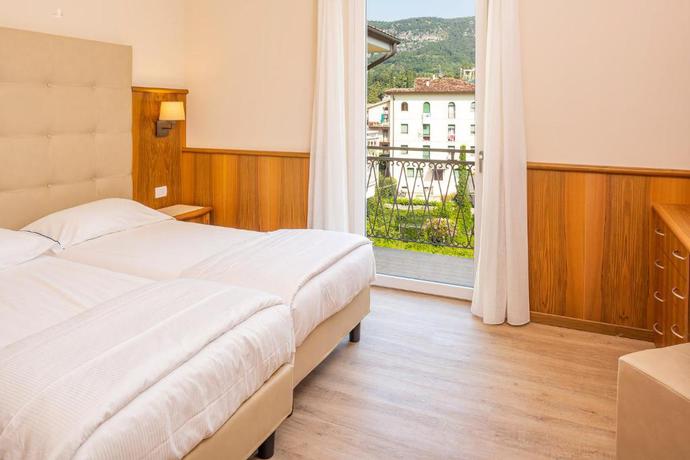 Imagen general del Hotel Centrale, Garda. Foto 15