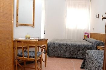 Imagen de la habitación del Hotel Centrale, Lignano Sabbiadoro. Foto 5