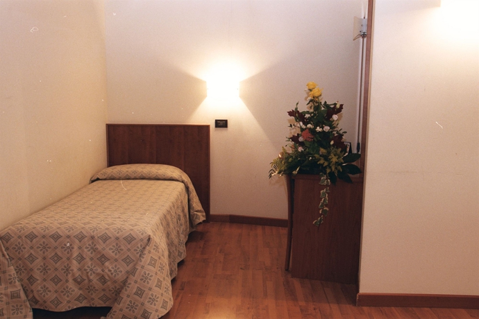 Imagen de la habitación del Hotel Centrale, Mestre. Foto 7