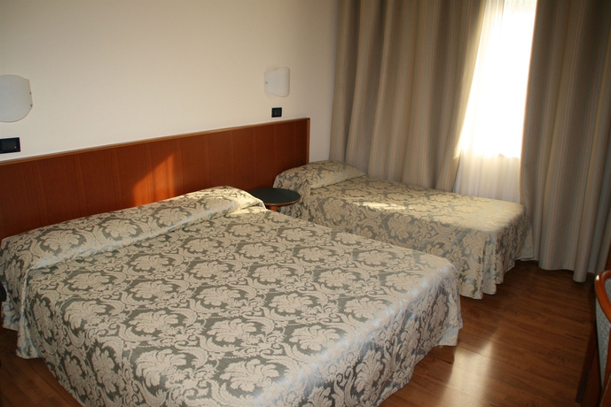 Imagen de la habitación del Hotel Centrale, Mestre. Foto 11