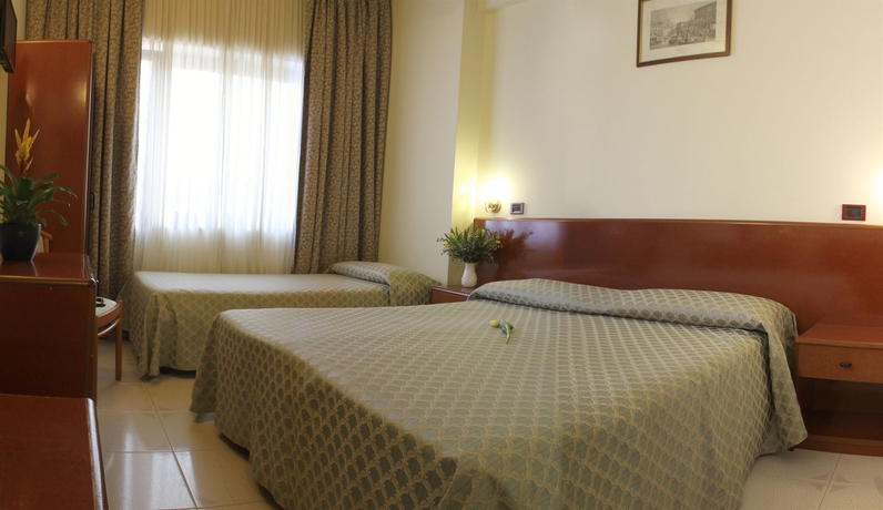 Imagen de la habitación del Hotel Centrale, Mestre. Foto 12