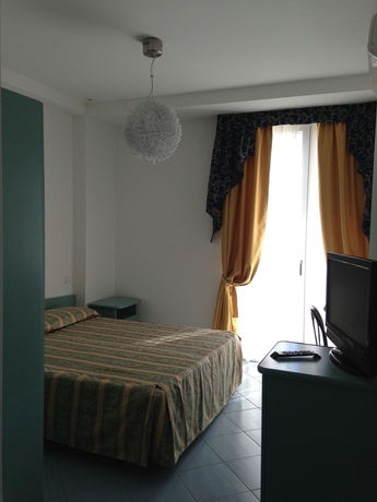 Imagen de la habitación del Hotel Centrale, Milano Marittima. Foto 7