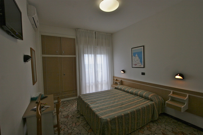 Imagen de la habitación del Hotel Centrale, Milano Marittima. Foto 8