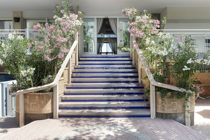 Imagen general del Hotel Centrale Miramare. Foto 8