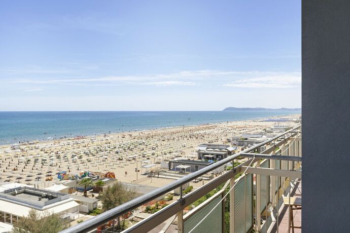 Imagen de la habitación del Hotel Centrale Miramare. Foto 14