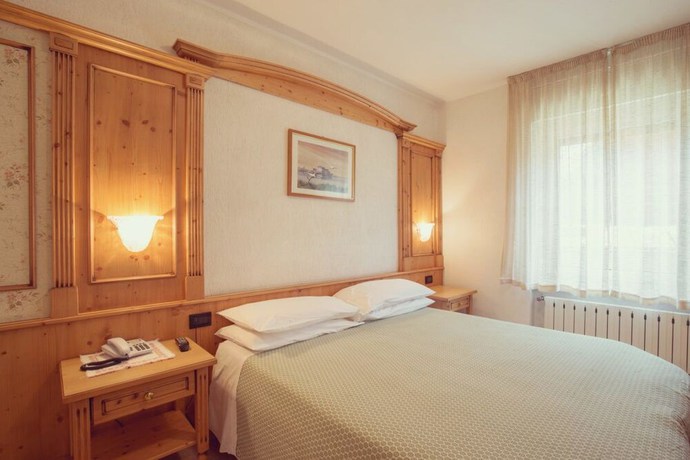 Imagen de la habitación del Hotel Centrale, Peio. Foto 2
