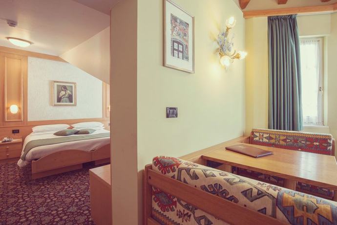 Imagen de la habitación del Hotel Centrale, Peio. Foto 13