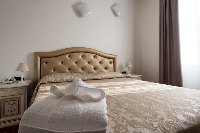 Imagen de la habitación del Hotel Centrale, Piombino. Foto 17