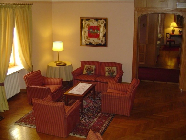Imagen general del Hotel Centrale, Pussey. Foto 3