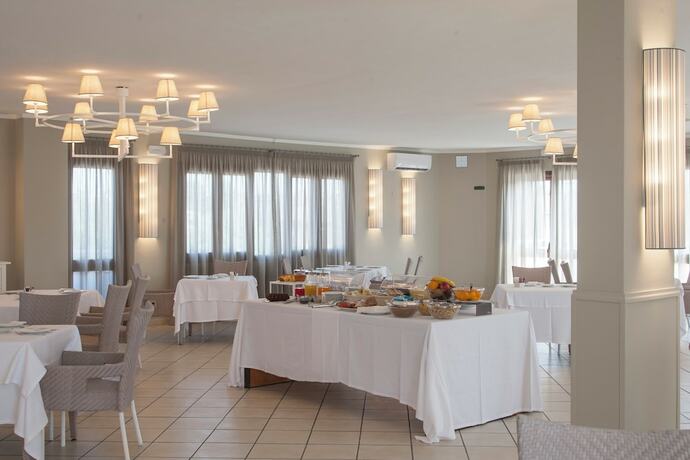 Imagen general del Hotel Centrale, SABAUDIA . Foto 6