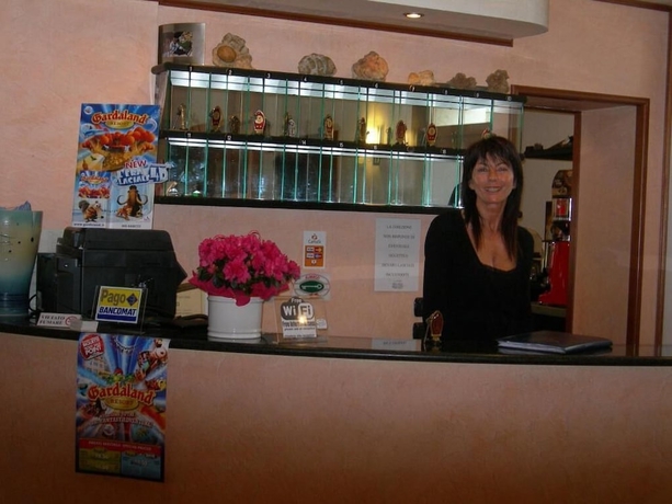 Imagen de los interiores del Hotel Centrale, San Zeno di Montagna. Foto 14
