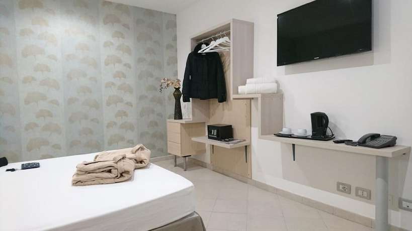 Imagen de la habitación del Hotel Centrale, Siracusa. Foto 10