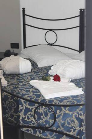 Imagen de la habitación del Hotel Centrale, Trieste. Foto 12