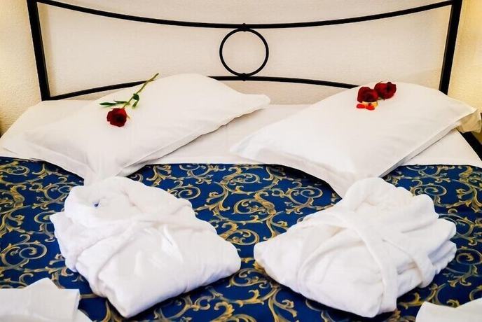 Imagen de la habitación del Hotel Centrale Trieste. Foto 10
