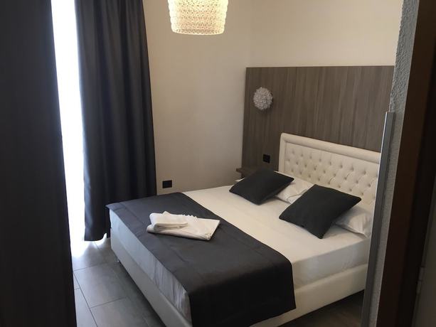Imagen de la habitación del Hotel Centrale Trieste. Foto 18