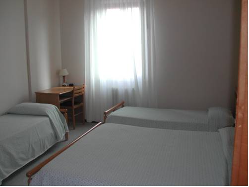 Imagen de la habitación del Hotel Centrale, Villa Musone. Foto 2