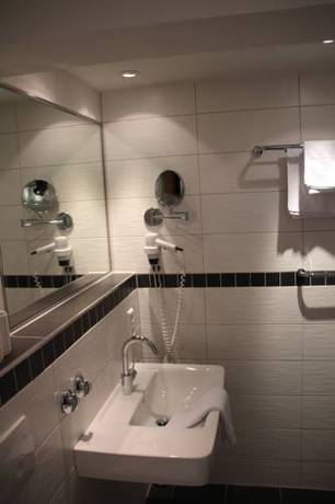 Imagen de la habitación del Hotel Central-hotel. Foto 9