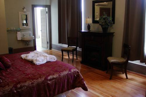 Imagen de la habitación del Hotel Centralia Square Grand Ballroom and Vintage. Foto 16