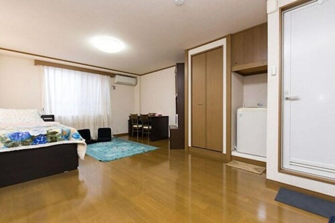 Imagen de la habitación del Hotel Centrally Located Deluxe Furnished.4. Foto 19