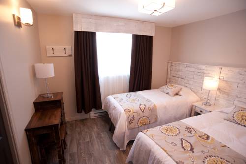 Imagen de la habitación del Hotel Centre De Vill&eacute;giature Dam-en-terre. Foto 14