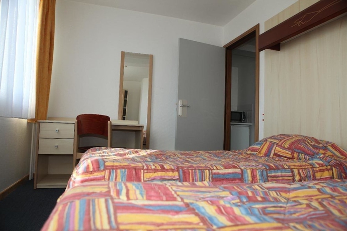 Imagen de la habitación del Hotel Centre Le Mittel. Foto 10