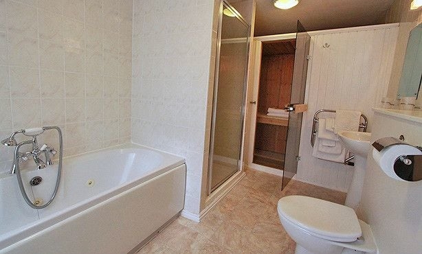 Imagen de la habitación del Hotel Centre Of Britain and Restaurant. Foto 16