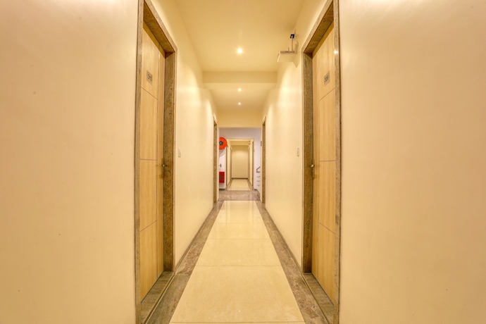 Imagen de los interiores del Hotel Centre Park Bhopal. Foto 12