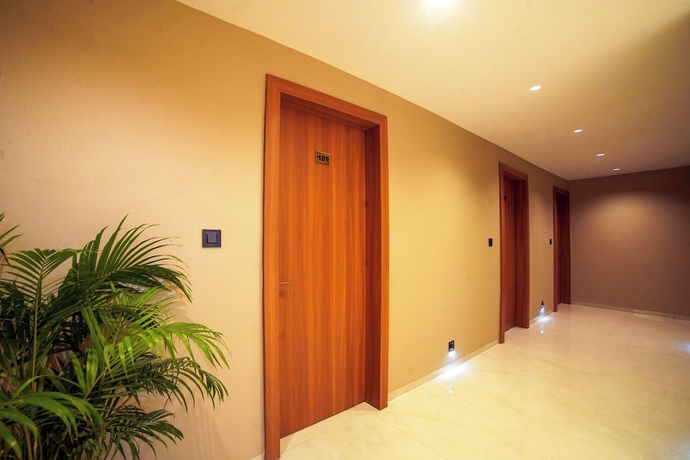 Imagen de los interiores del Hotel Centre Park Bhopal. Foto 15