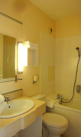 Imagen de la habitación del Hotel Centre Plage. Foto 7