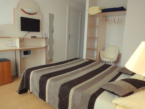 Imagen de la habitación del Hotel Centre Plage. Foto 9