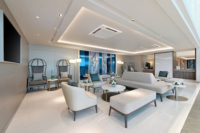 Imagen de los interiores del Hotel Centre Point Terminal21 Korat. Foto 17