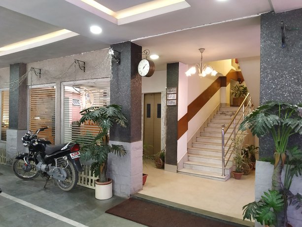 Imagen general del Hotel Centre Point Tezpur. Foto 2