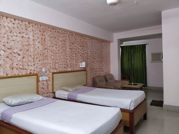 Imagen de la habitación del Hotel Centre Point Tezpur. Foto 5