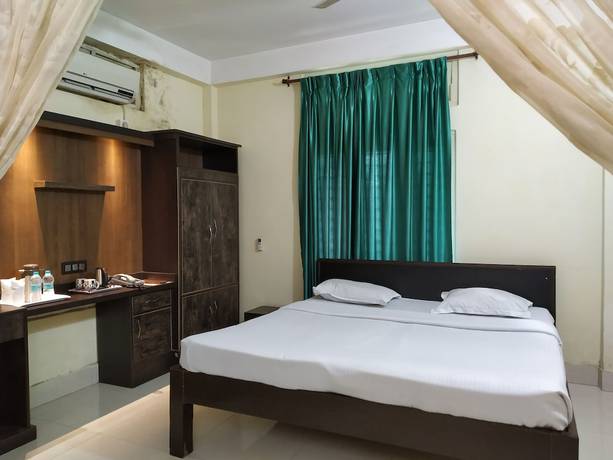 Imagen de la habitación del Hotel Centre Point Tezpur. Foto 9