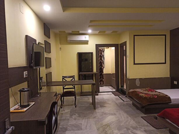 Imagen general del Hotel Centre Point, Tinsukia. Foto 5