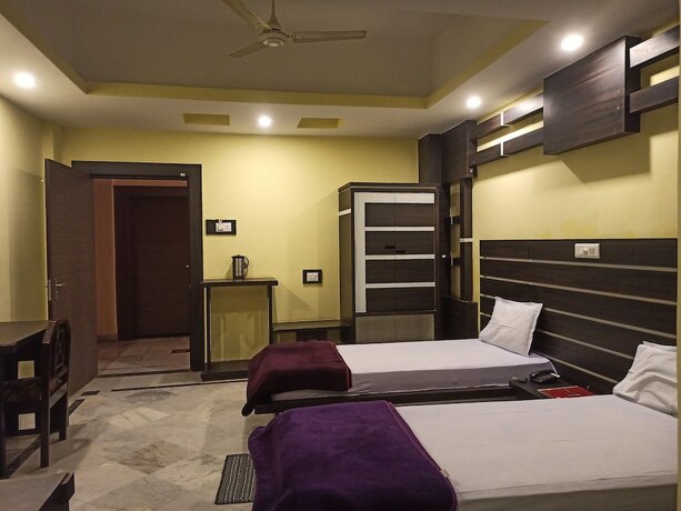 Imagen de la habitación del Hotel Centre Point, Tinsukia. Foto 14
