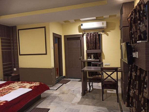Imagen de la habitación del Hotel Centre Point, Tinsukia. Foto 16