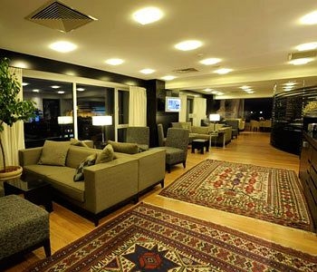 Imagen de los interiores del Hotel Centre Ville Aparthotel. Foto 4